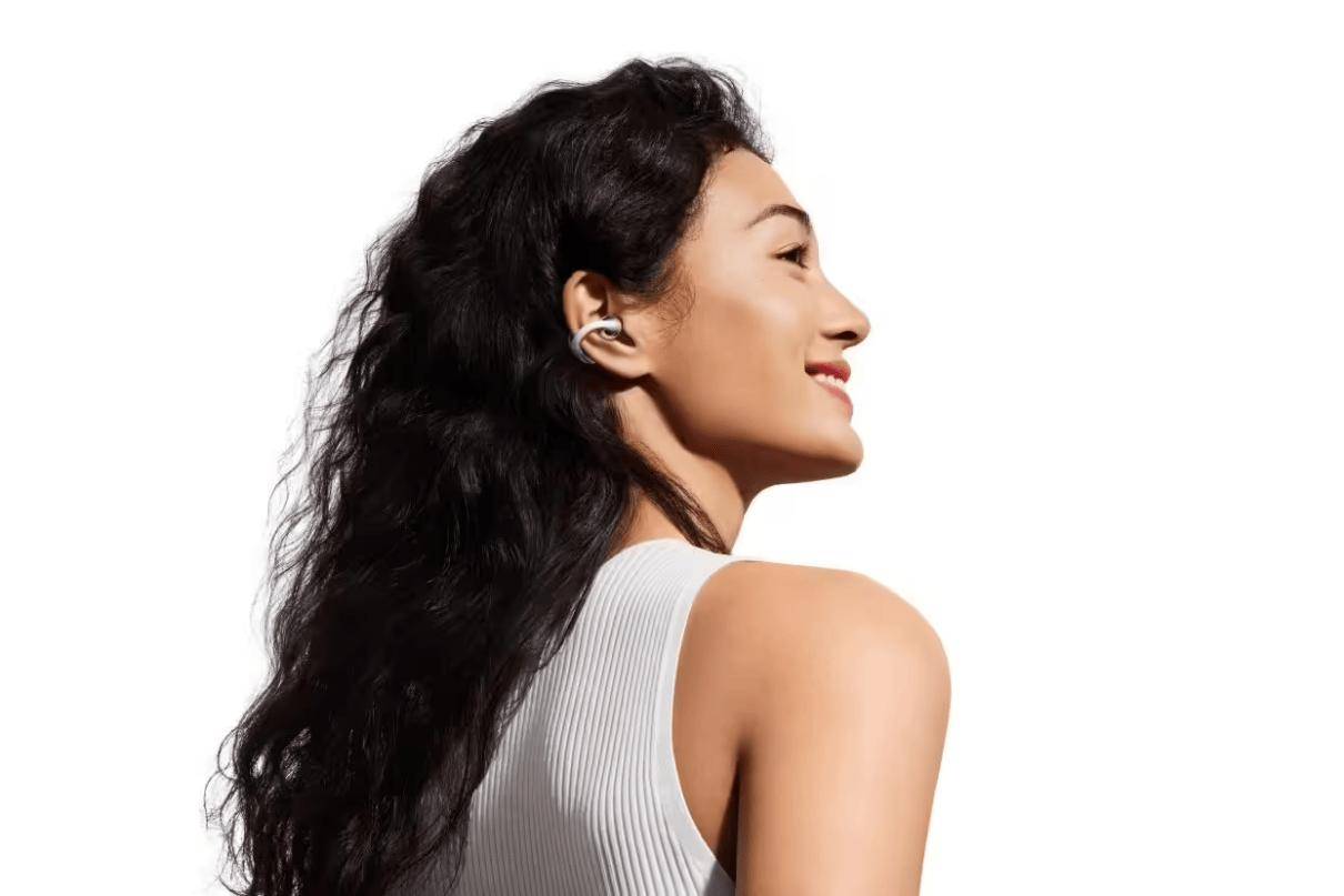 耳夹耳机开售:从舒适到无感设计美学再思考九游会J9入口华为 FreeClip 2(图4) 耳夹耳机开售:从舒适到无感设计美学再思考九游会J9入口华为 FreeClip 2(图4)