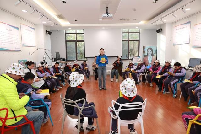 ！这场心理研学活动孩子家长一起“疗愈”j9九游会网址是什么“让家更有力量”(图2)